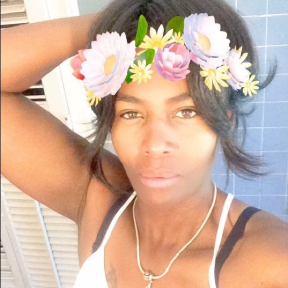 Meet your Posher, Joan